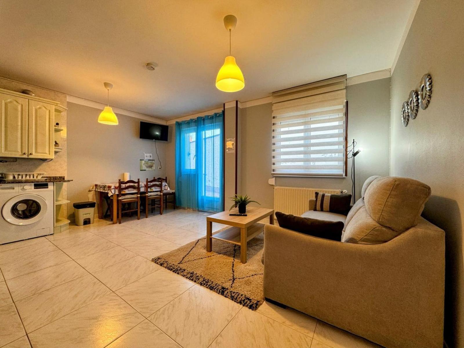 Apartamento Elena Centrico Con Wifi Cangas de Onís Exterior photo